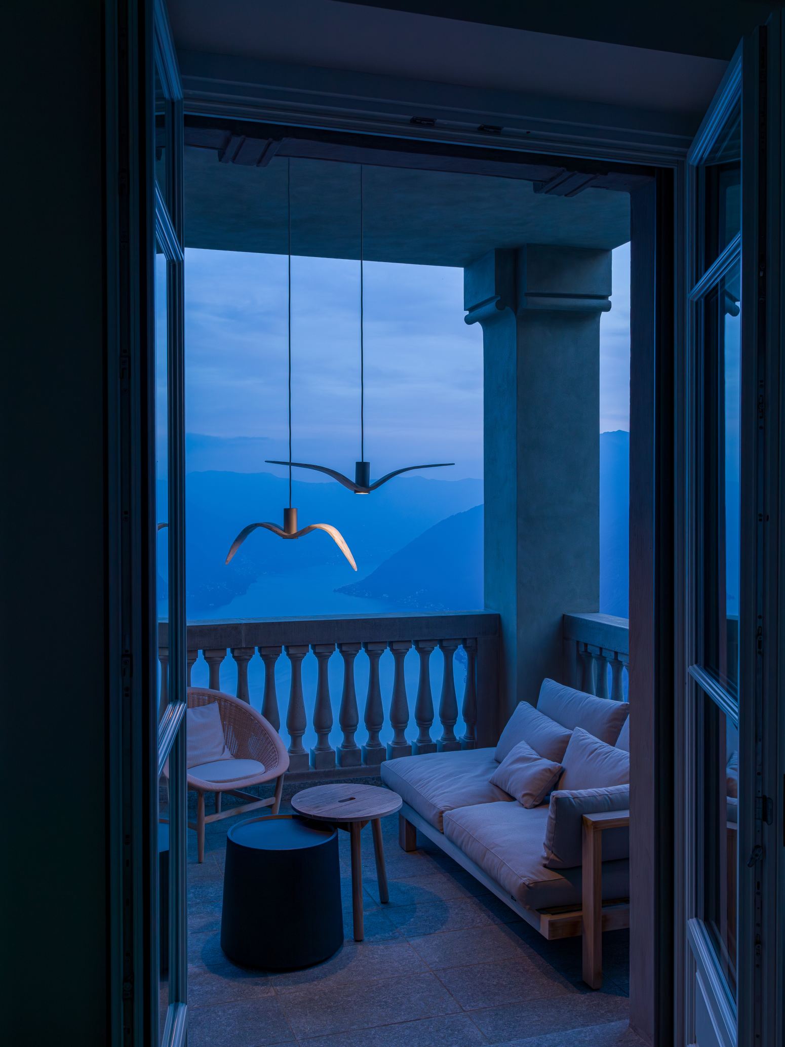 Night Birds 2 Night Birds - imagine 2